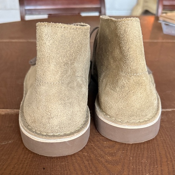 Clark’s Men's Suede Desert Boots Size 9 - like new - Picture 3 of 6